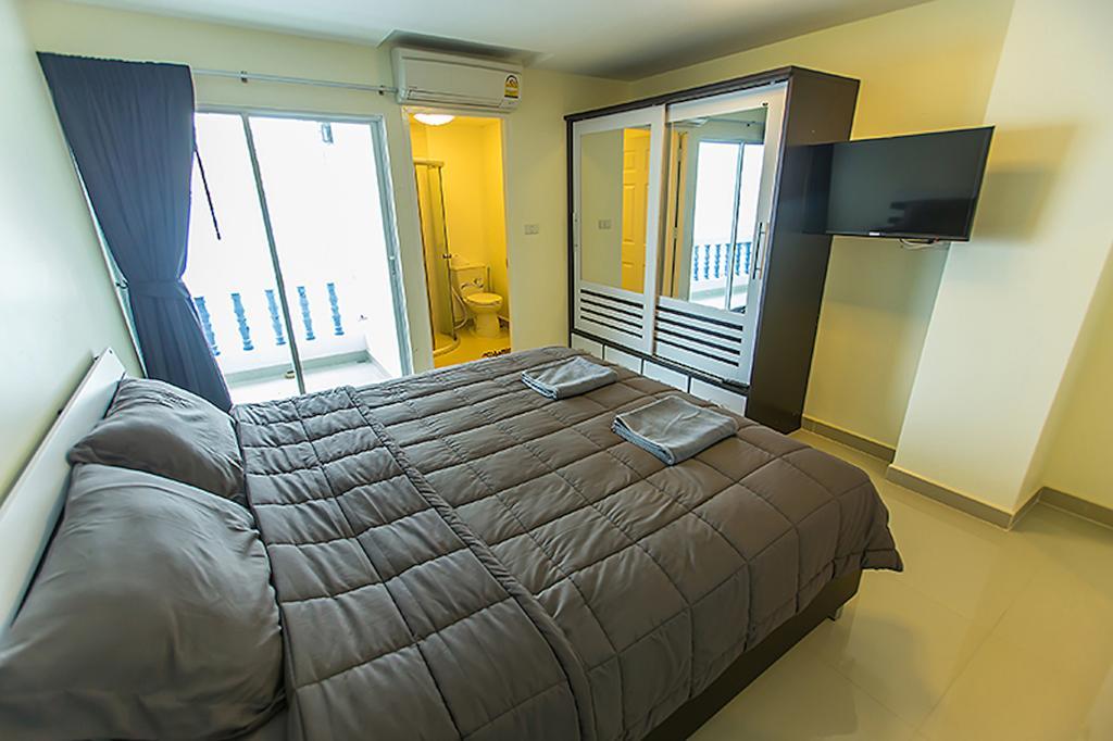 Ruamchok Ocean View Apartment Pattaya Bagian luar foto