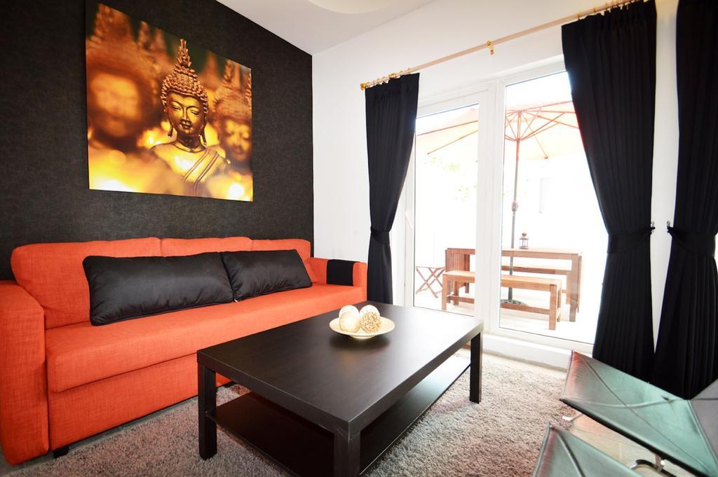 Ruamchok Ocean View Apartment Pattaya Bagian luar foto