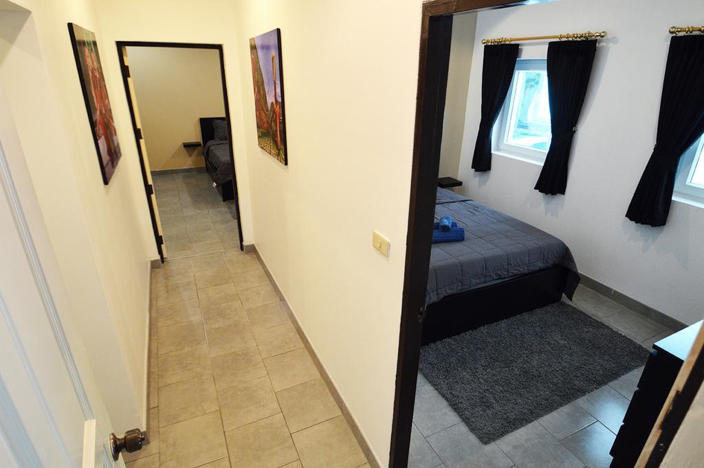 Ruamchok Ocean View Apartment Pattaya Bagian luar foto