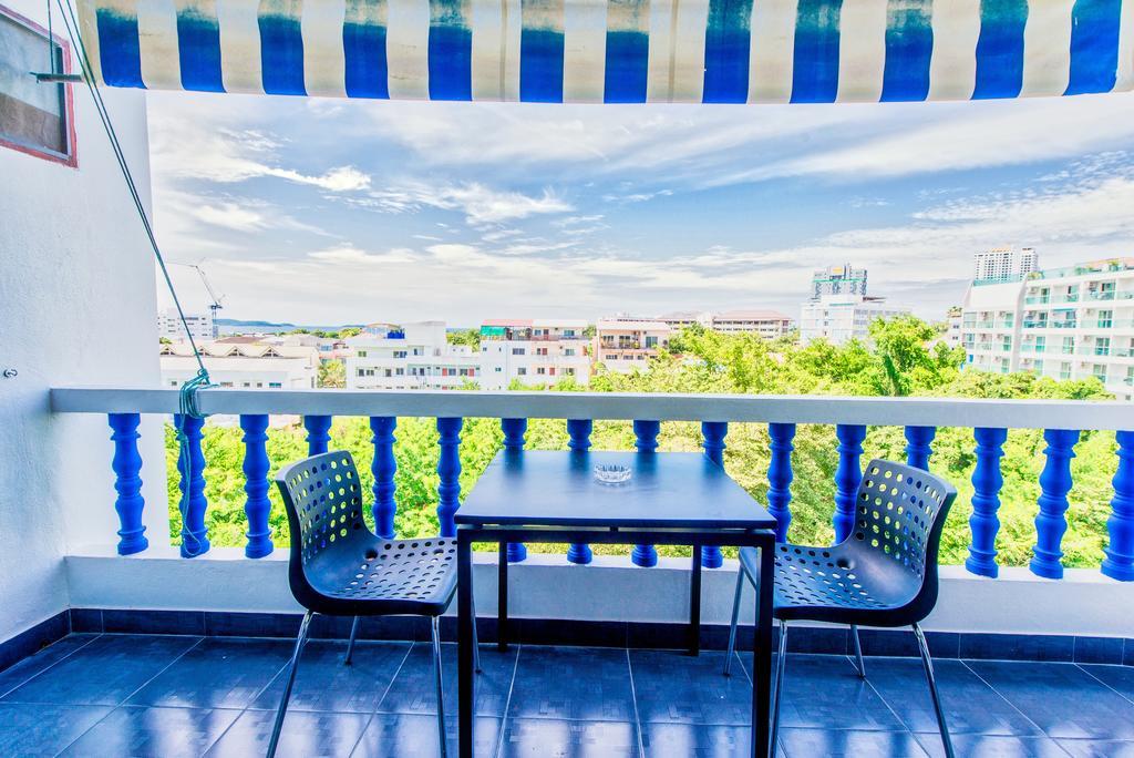 Ruamchok Ocean View Apartment Pattaya Bagian luar foto